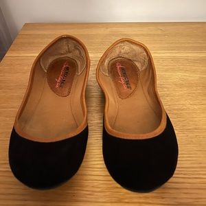 American Rag black and tan suede flats size 7